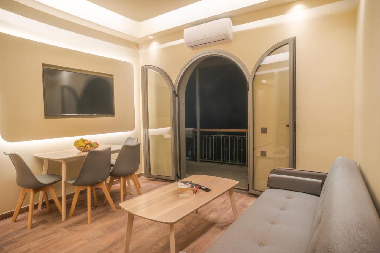 Seven Keys Luxury Suites Achílleion Екстериор снимка
