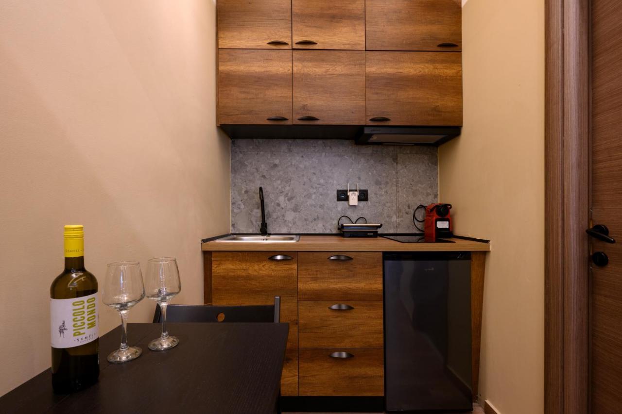 Seven Keys Luxury Suites Achílleion Екстериор снимка
