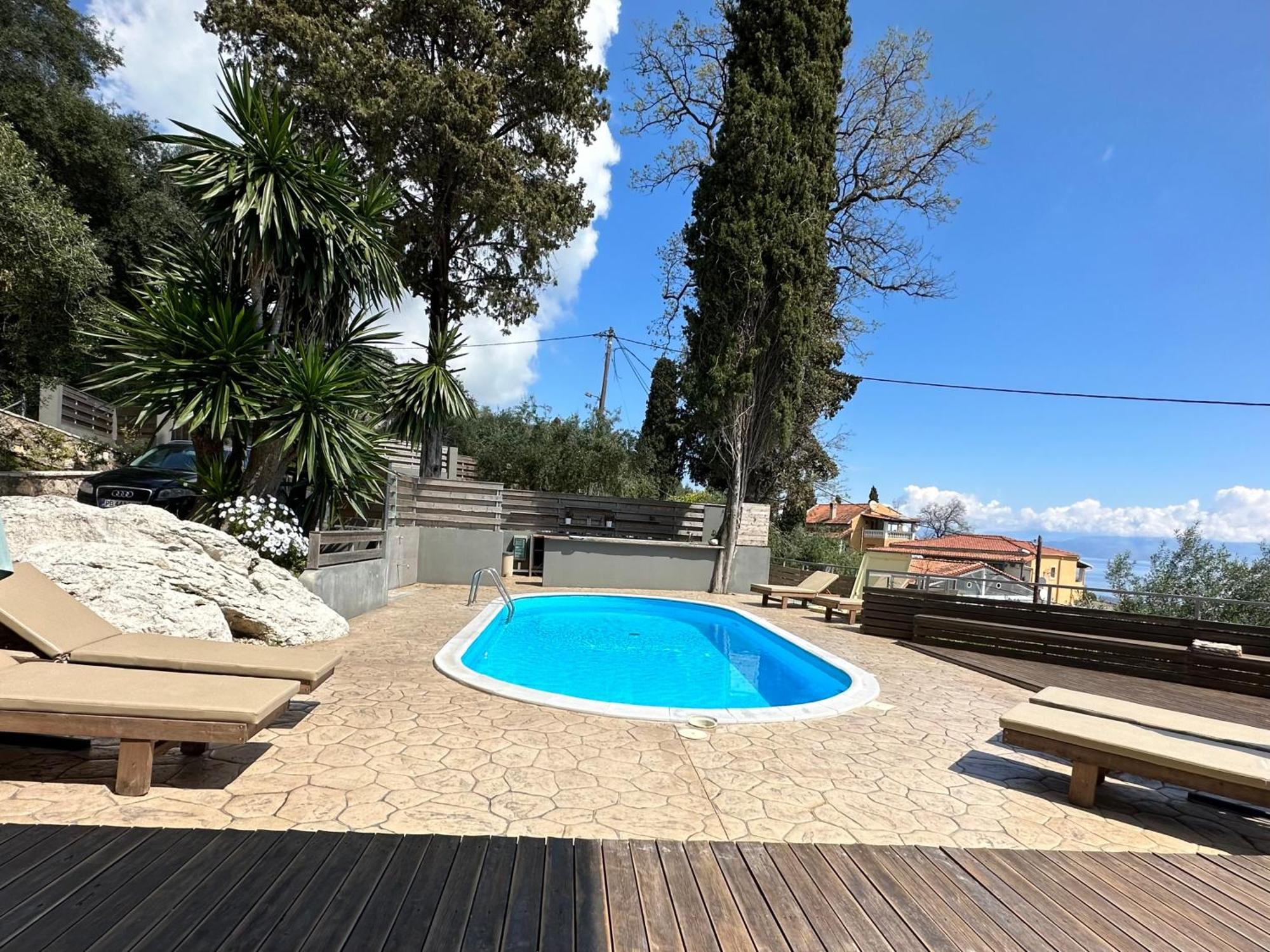 Seven Keys Luxury Suites Achílleion Екстериор снимка