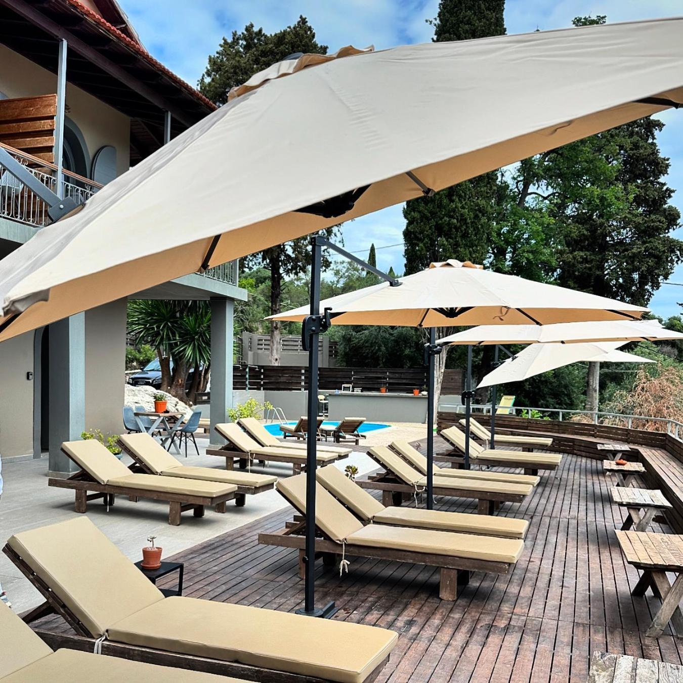 Seven Keys Luxury Suites Achílleion Екстериор снимка